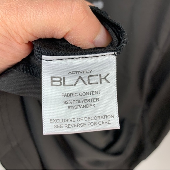 NWT Marvel Wakanda Forever x Actively Black Workout Top Hoodie Large L - Picture 6 of 10